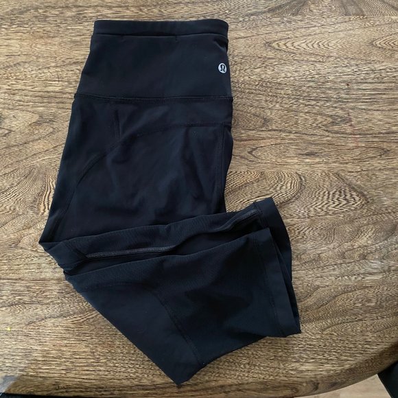Lululemon Gear Up Crop 17" Size 8 - Picture 1 of 5